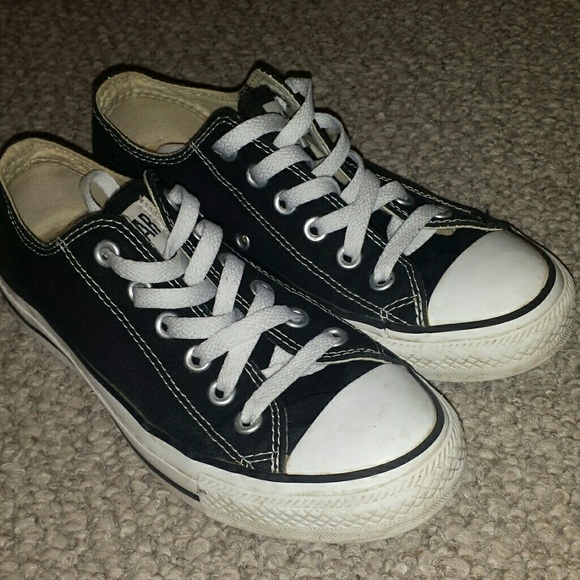 Black converse