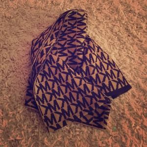 Michael Kors scarf