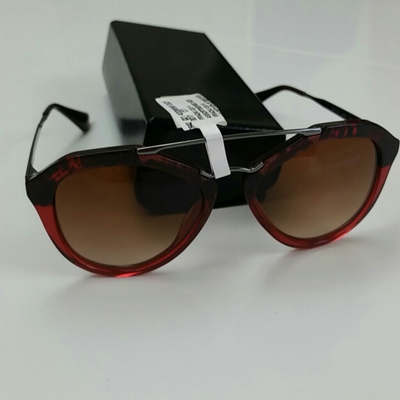 ❌SOLD❌Authentic Prada Sunglasses