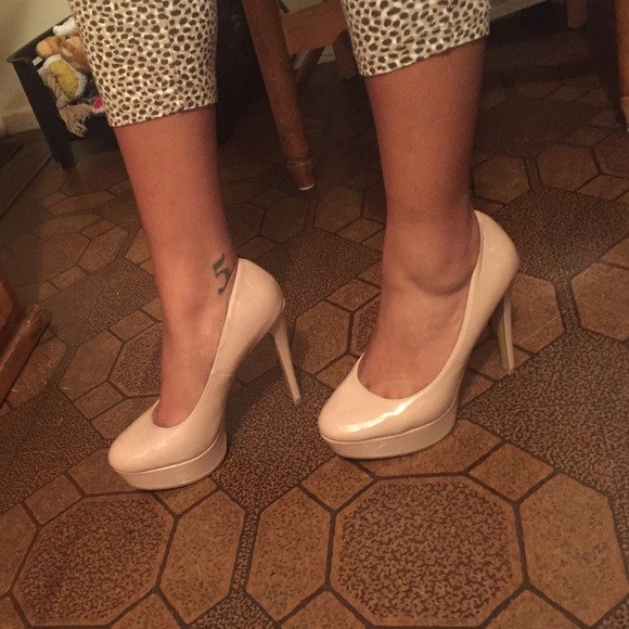 Cute Nude double platform heels