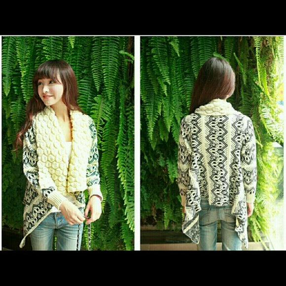 🎉New🎉 Aztec asymmetric knit cardigan - Picture 4 of 4