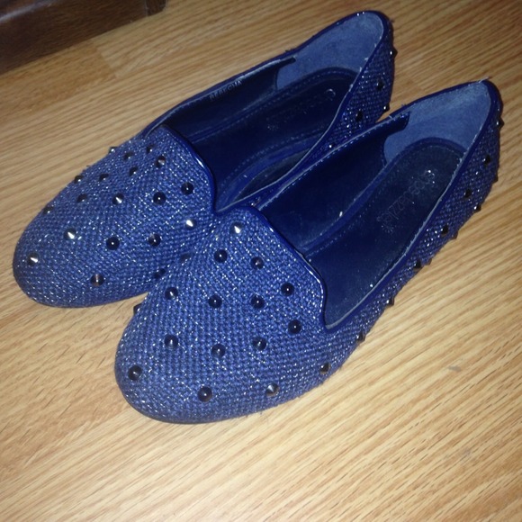Blue studded flats