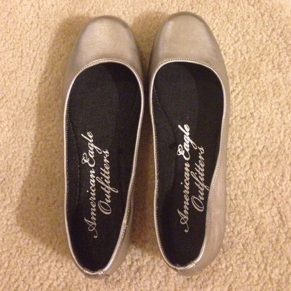NWOT American Eagle Flats