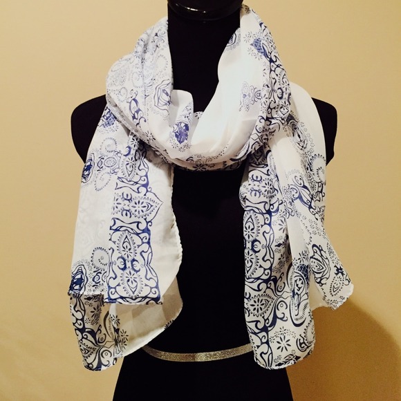 NEW Sheer Henna Print Scarf in Cream - Picture 2 of 4