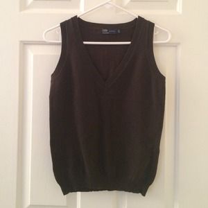ZARA sleeveless sweater