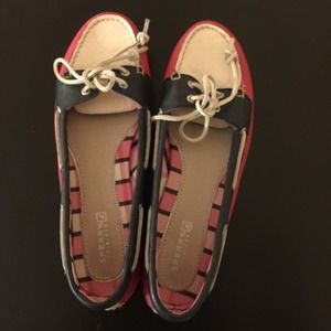 Blue pink and white sperry'a