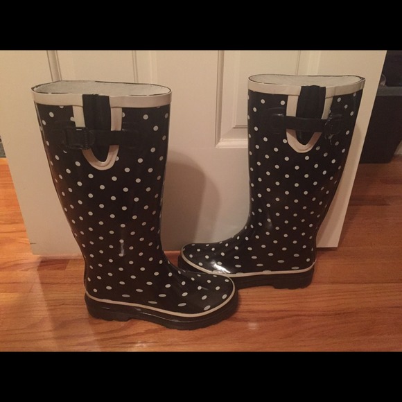 Polka dot rain boots