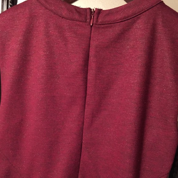 NWT Esley Red Metallic Shimmer Dress - Picture 2 of 3