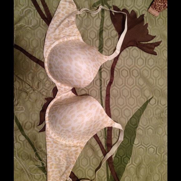 Victoria's Secret bra