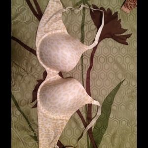 Victoria's Secret bra