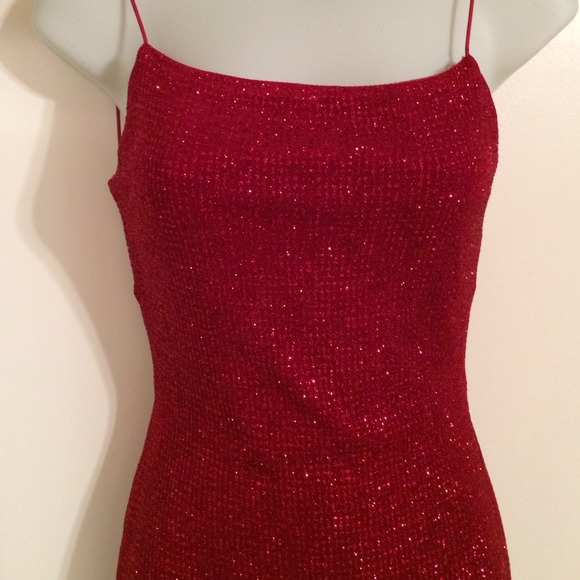 Super sexy red shiny performance Shift dress - Picture 2 of 4