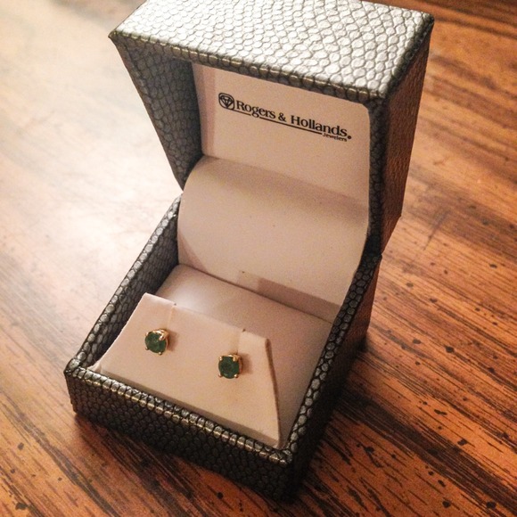 SOLD - Picture 3 of 4