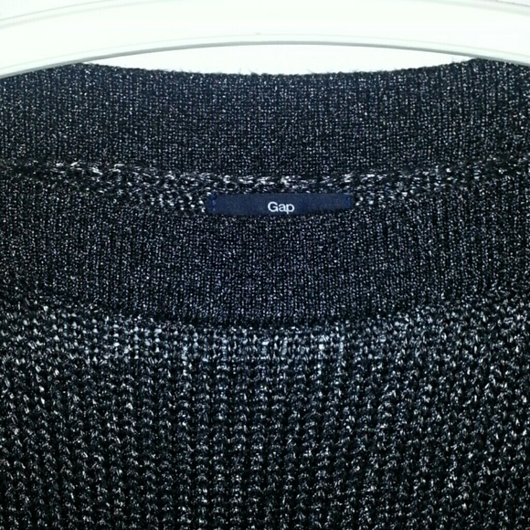 Top - Picture 2 of 4