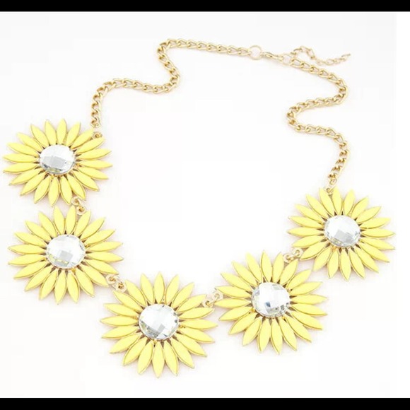 Jewelry - Make Offer! Yellow Floral Resin Statement Necklace
