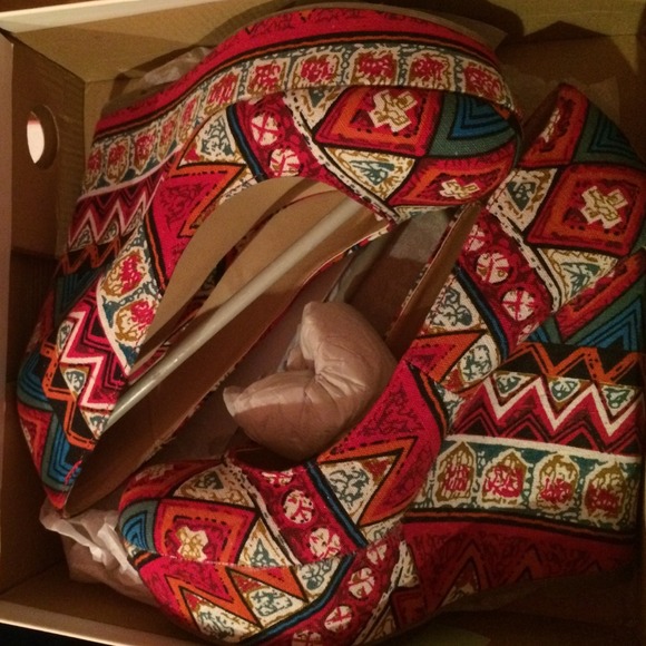 Shoes - Tribal wedge Shoes - Tribal wedge