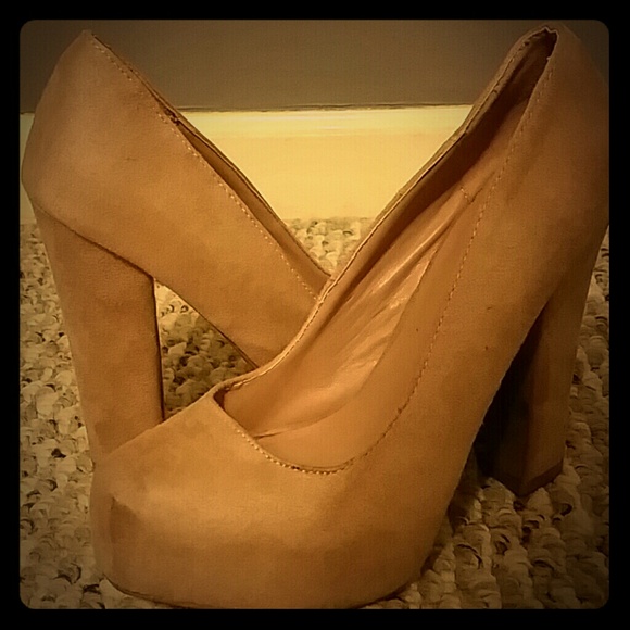 Nude Thicker Heel Stilletos*PRICE DROP