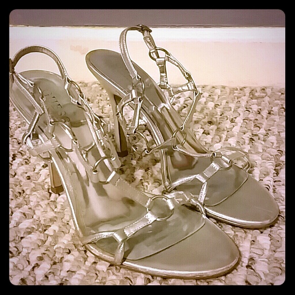 Guess silver heels*PRICE DROP