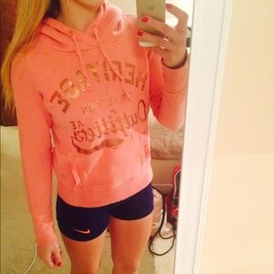 American Eagle Sweatshirt