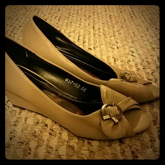 Taupe Open Toe Wedge**PRICE DROP