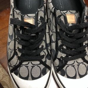 Coach shoes size 9