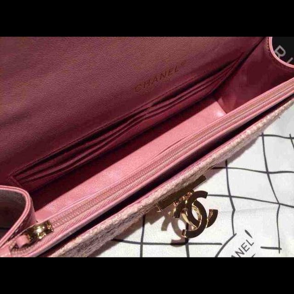 Authentic Chanel Wallet On A Chain/Flap Bag 27cm - Picture 4 of 4