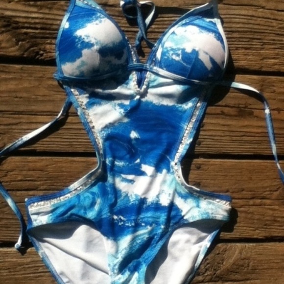 Brand new wet seal monokini