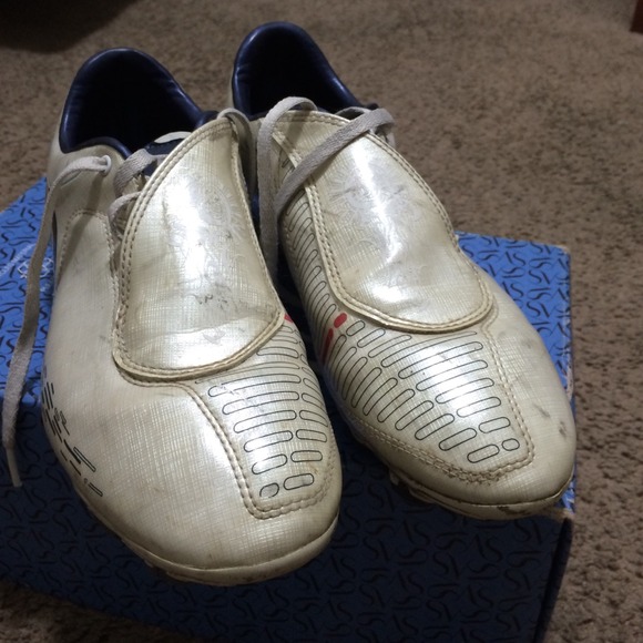 Adidas soccer shoes