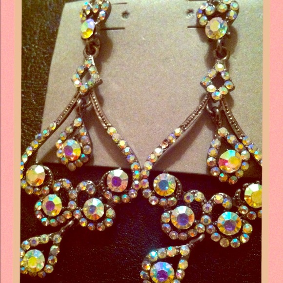 Beautiful Crystal sparkly earrings