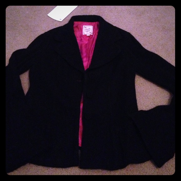 Nanette Lapore sweater blazer