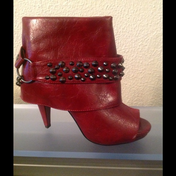 SOLD! Spike Booties
