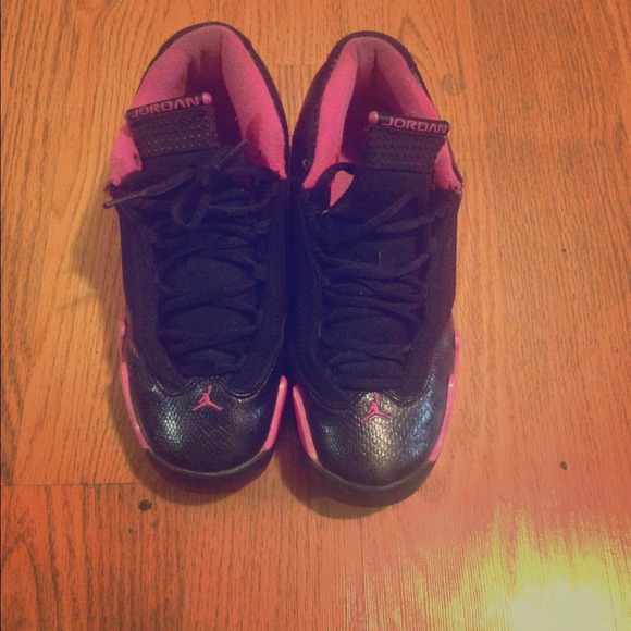 Pink 14s