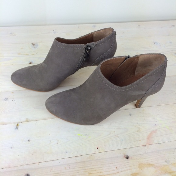 Vince Camuto Shoes - Vince Camuto Vala Bootie in Grey Suede Vince Camuto Shoes - Vince Camuto Vala Bootie in Grey Suede