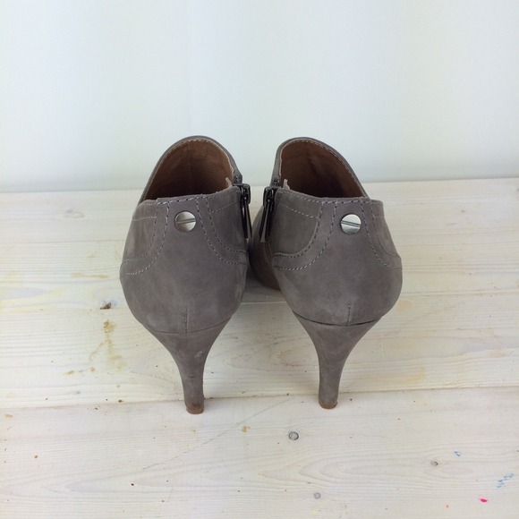 Vince Camuto Shoes - Vince Camuto Vala Bootie in Grey Suede Vince Camuto Shoes - Vince Camuto Vala Bootie in Grey Suede