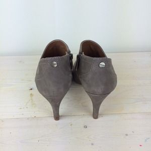 Vince Camuto Shoes - Vince Camuto Vala Bootie in Grey Suede Vince Camuto Shoes - Vince Camuto Vala Bootie in Grey Suede