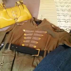 Ladies this ones a keeper! Stunning Dereon jacket