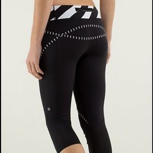 Lululemon Crop Size NWT (not exact colors)