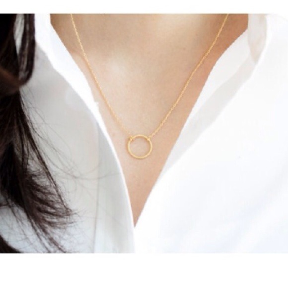 CIRCLE PENDANT