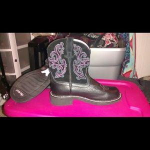 Ariat boots like new