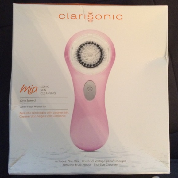 On Hold Clarisonic mia skin cleansing