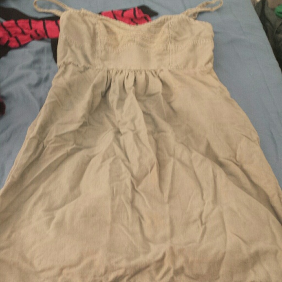 Light green dress with pockets (: very cute andnew