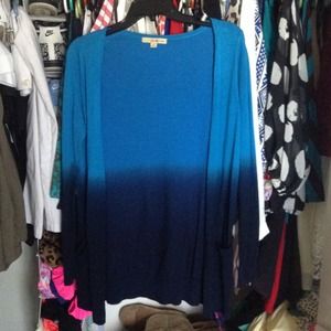 Blue ombré cardigan 🎀