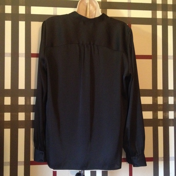 Limited black satin dress shirt.  Sz XL - Picture 4 of 4