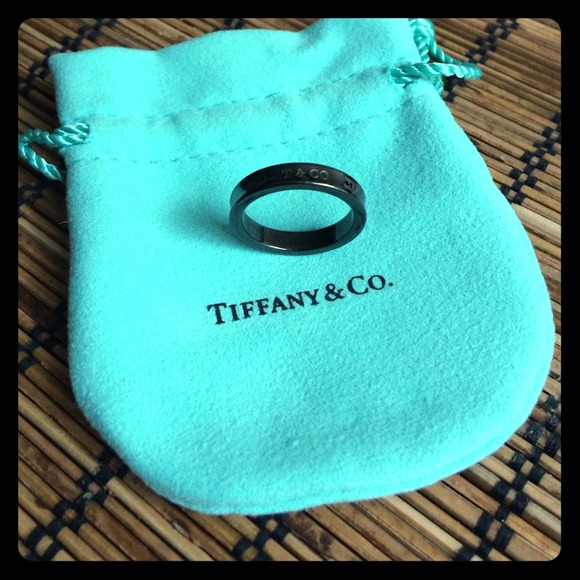 Titanium 💍 Tiffany & Co ring 💍