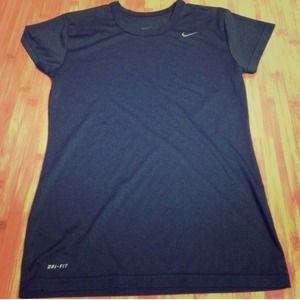 💋SOLD💋 Nike Workout Shirt