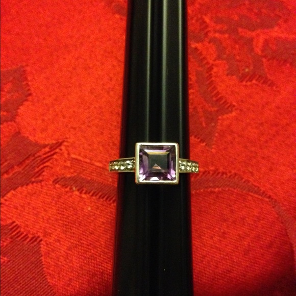 Amethyst stone ring 925. Size 6 1/4