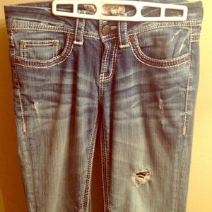 Brand new never worn BKE jeans from buckle
