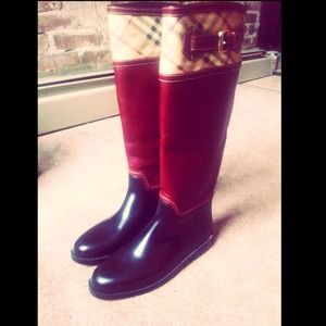 -auth.-Burberry Haymarket Check Panel Rain Boots