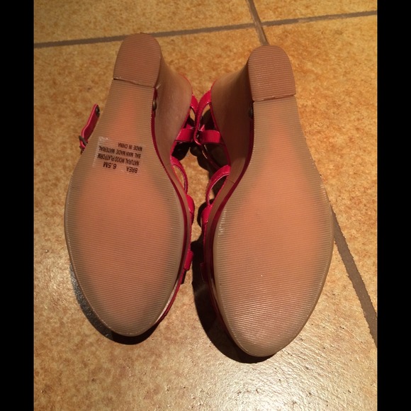 ☀️ RED SANDALS FOR SUMMER ☀️ - Picture 4 of 4