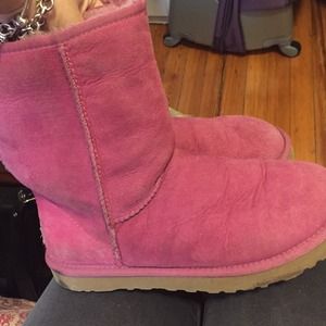 Extra pics of uggs