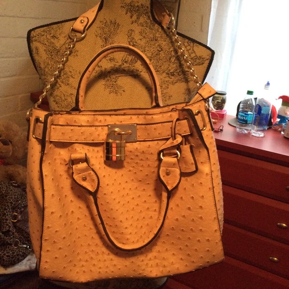 Light pale pink ostrich bag - Picture 1 of 1
